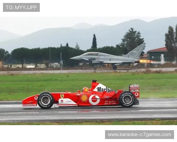 F1赛季精彩纷呈各车队实力对决 新规则带来赛道新变革